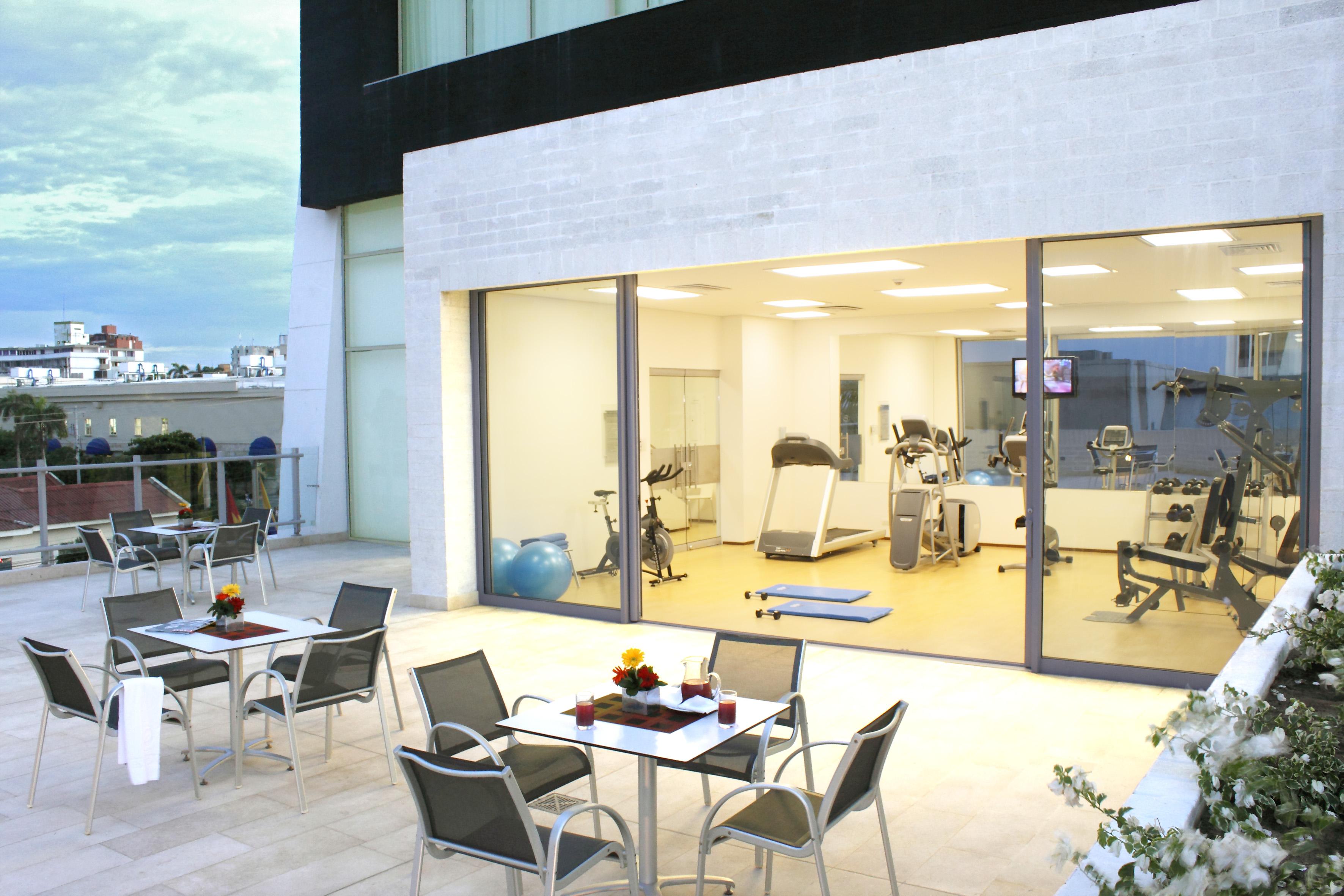 Estelar Alto Prado 바랑키야 외부 사진 The gym at the hotel